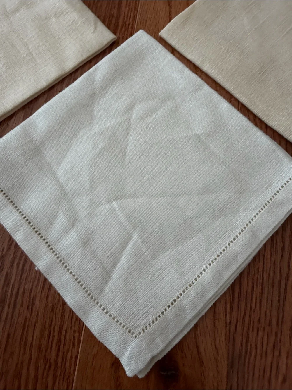 New ivory linen dinner napkins featuring a delicate hemstitch border, Set 3